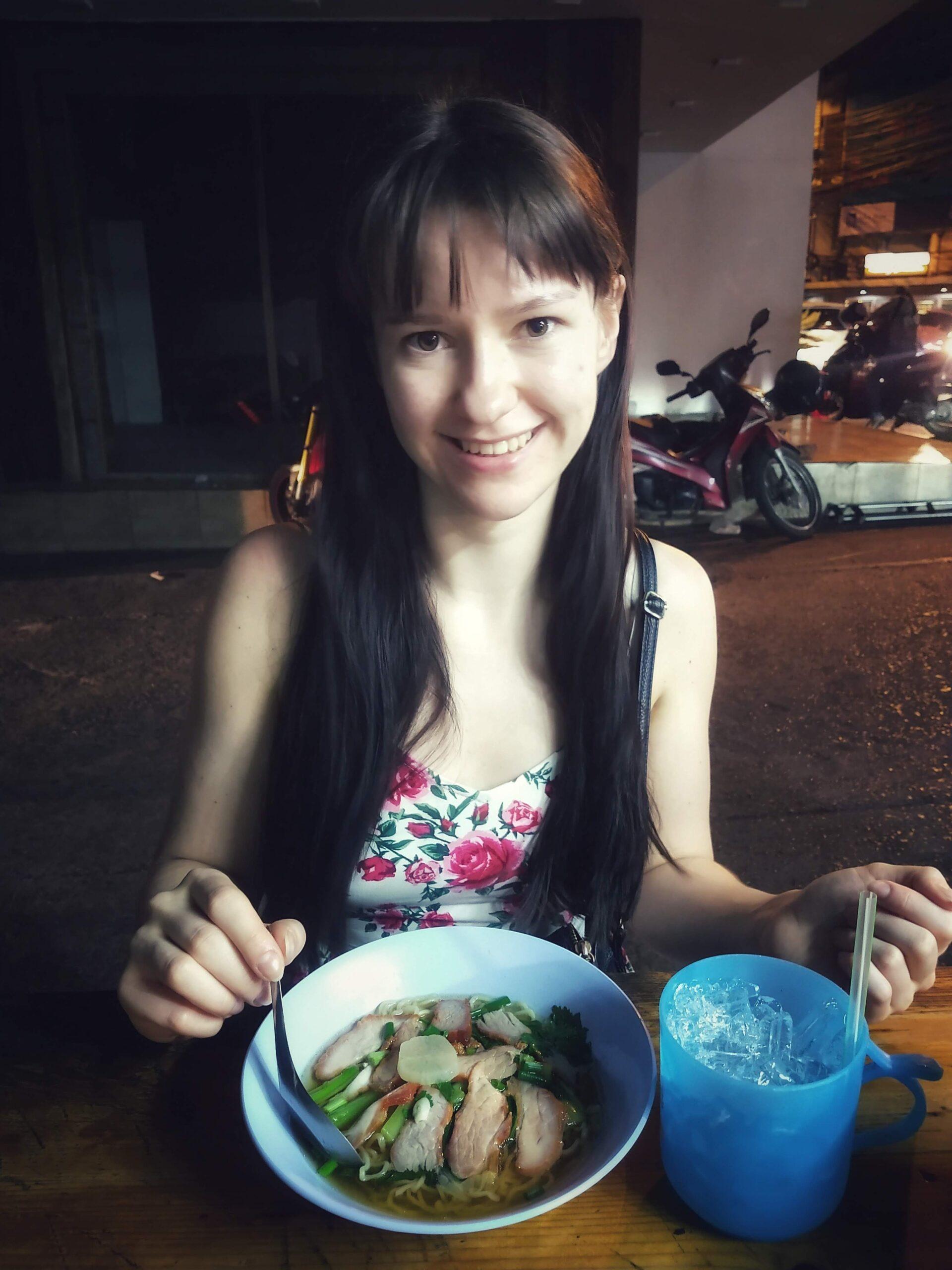 jedzenie na mieście w garkuchniach tajlandia